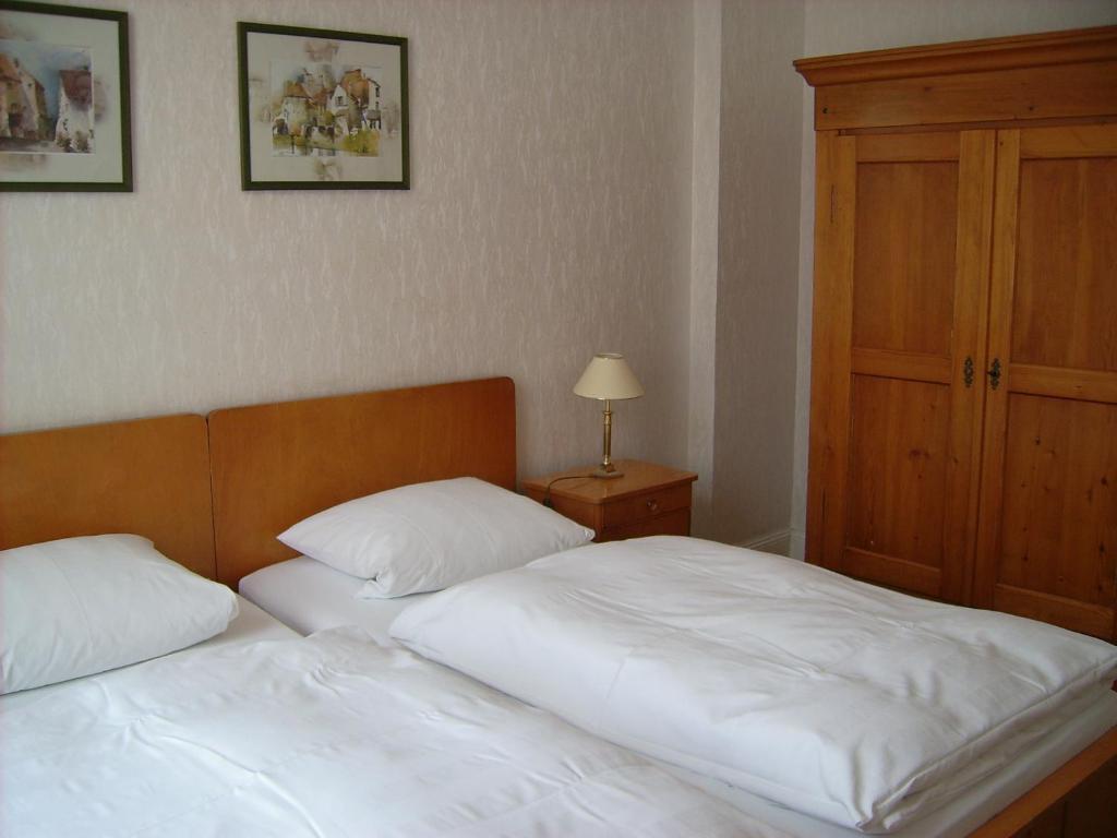 Pension Haus Weller بوبارد الغرفة الصورة